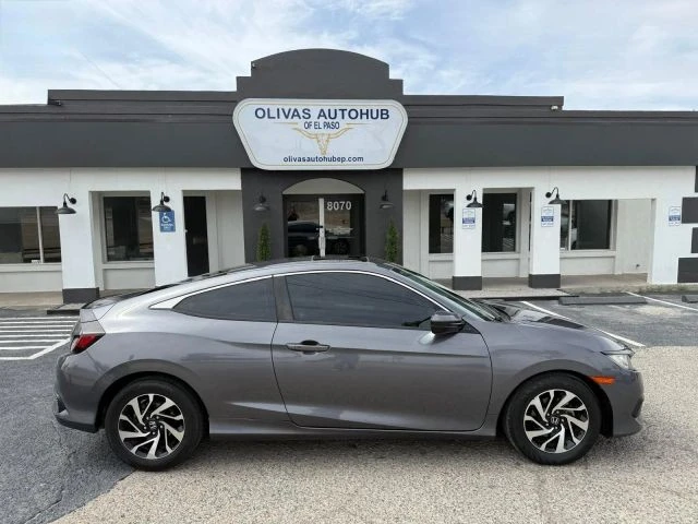 2017 Honda Civic 10th Gen - Image 9 of 19