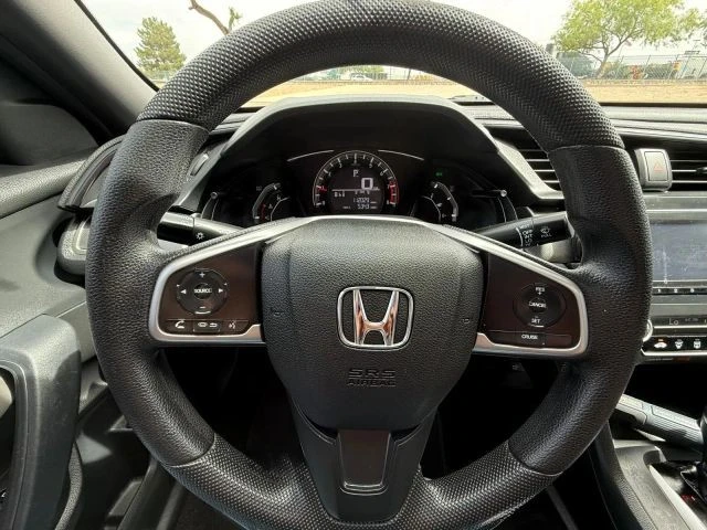 2017 Honda Civic 10th Gen - Image 16 of 19