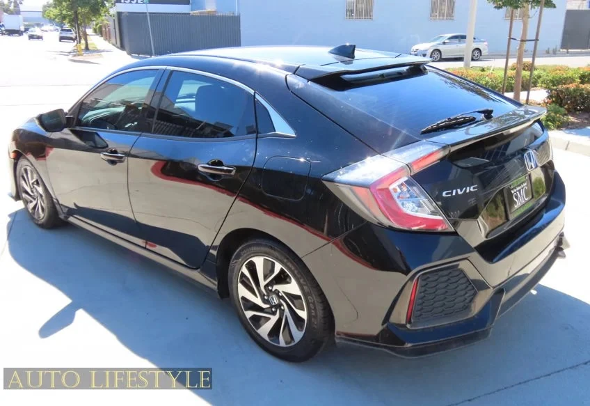 2017 Honda Civic 10th Gen - Image 7 of 31