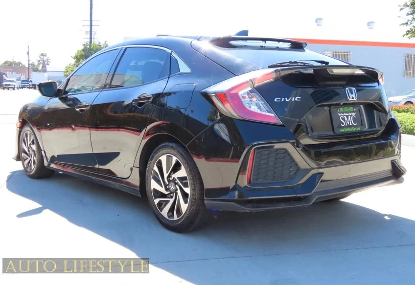 2017 Honda Civic 10th Gen - Image 5 of 31