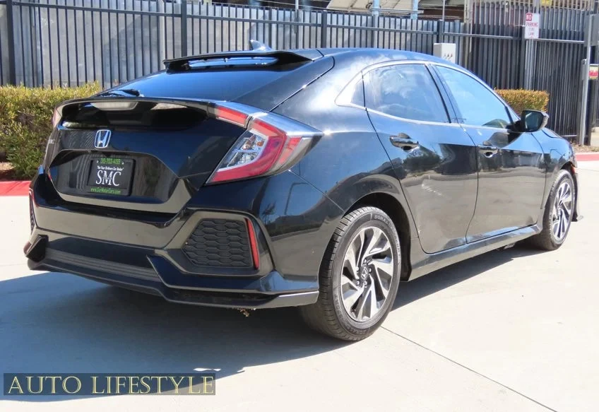 2017 Honda Civic 10th Gen - Image 6 of 31