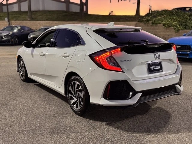 2017 Honda Civic 10th Gen - Image 10 of 12