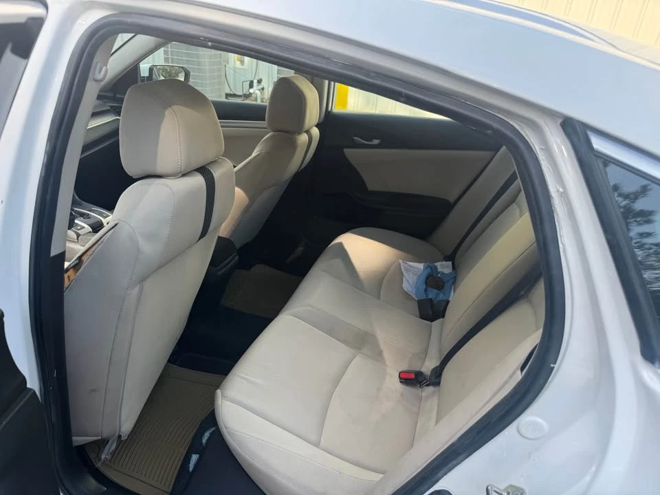 2017 Honda Civic 10th Gen - Image 6 of 7