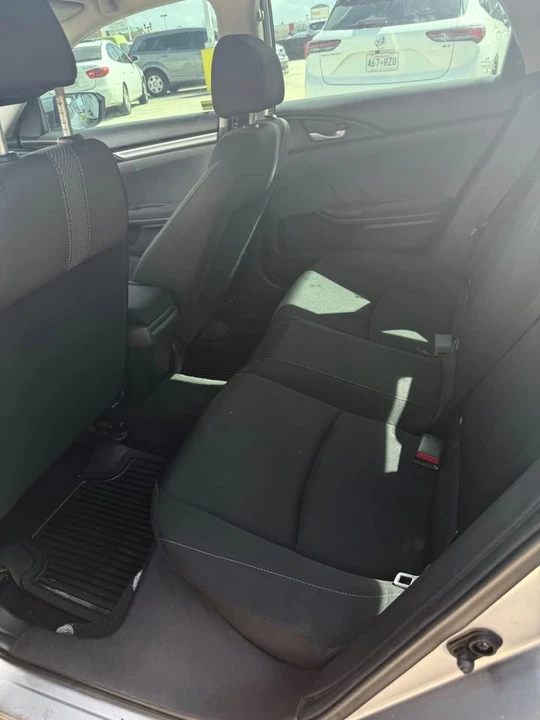 2017 Honda Civic 10th Gen - Image 5 of 5