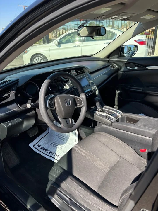 2017 Honda Civic 10th Gen - Image 5 of 6