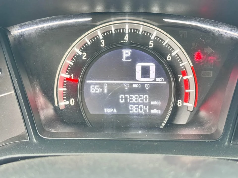 2017 Honda Civic 10th Gen - Image 11 of 13