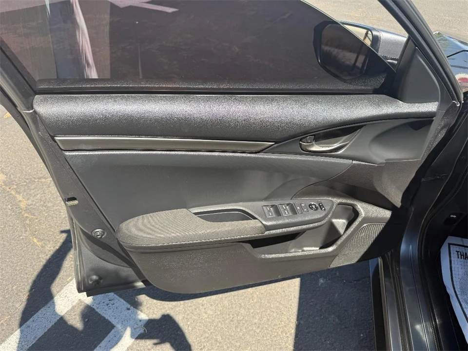2017 Honda Civic 10th Gen - Image 13 of 28