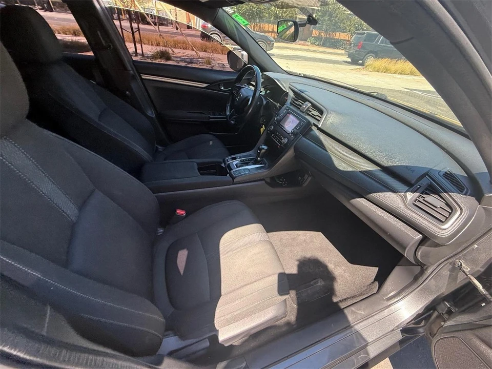 2017 Honda Civic 10th Gen - Image 18 of 28