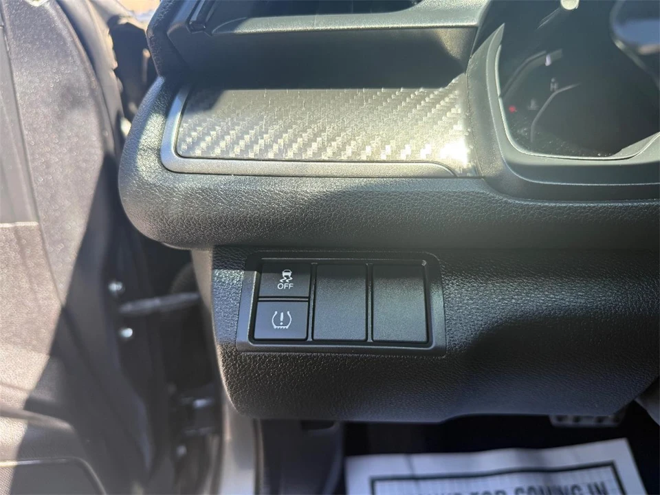 2017 Honda Civic 10th Gen - Image 21 of 28