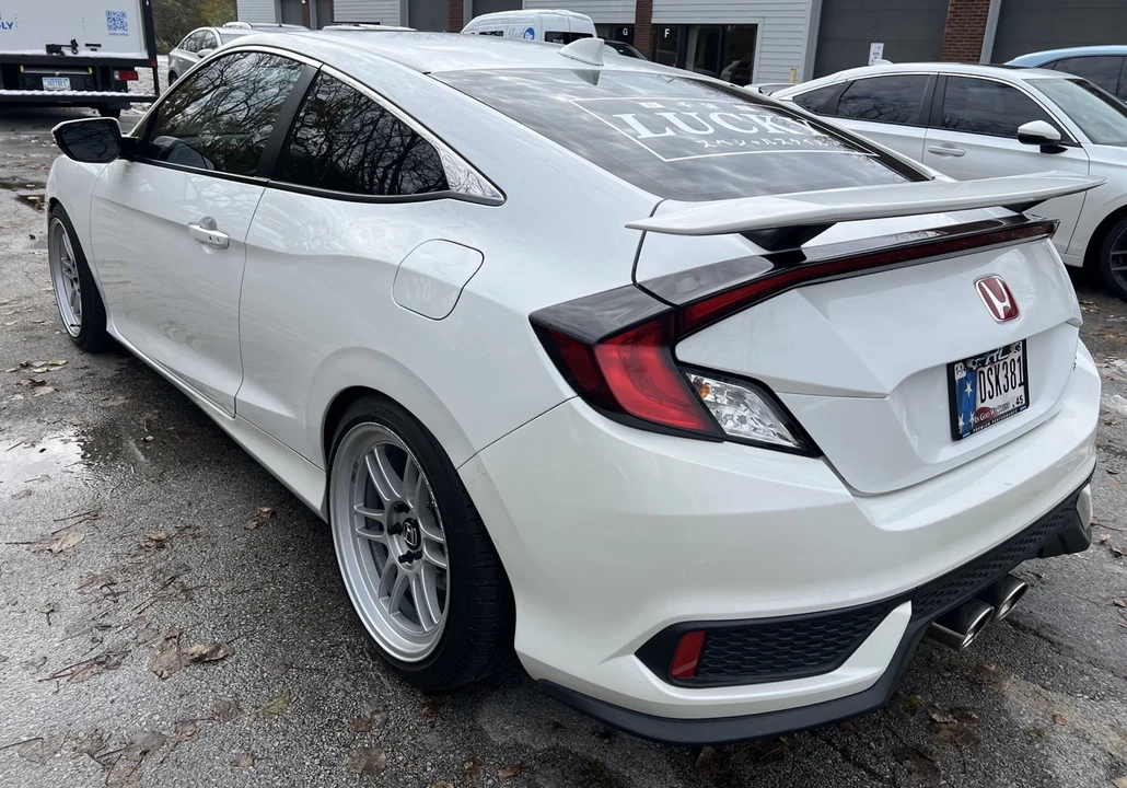 2017 Honda Civic Si 10th Gen - Image 3 of 9