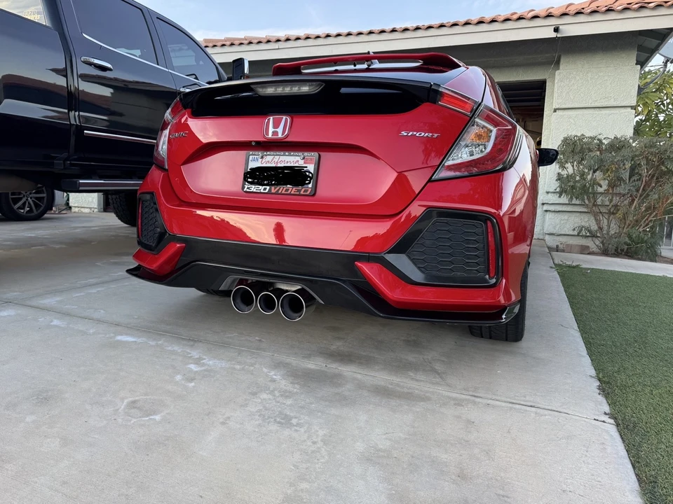 2017 Honda Civic 10th Gen - Image 5 of 16