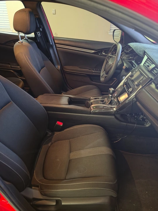 2017 Honda Civic 10th Gen - Image 11 of 16