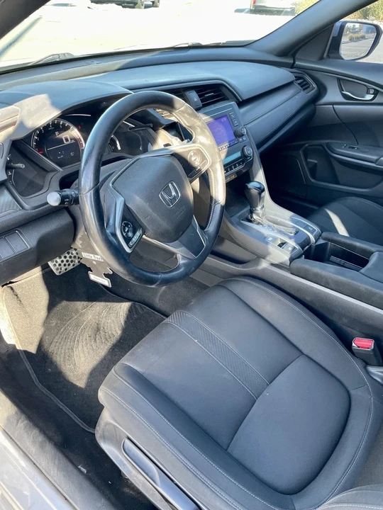 2017 Honda Civic 10th Gen - Image 8 of 9