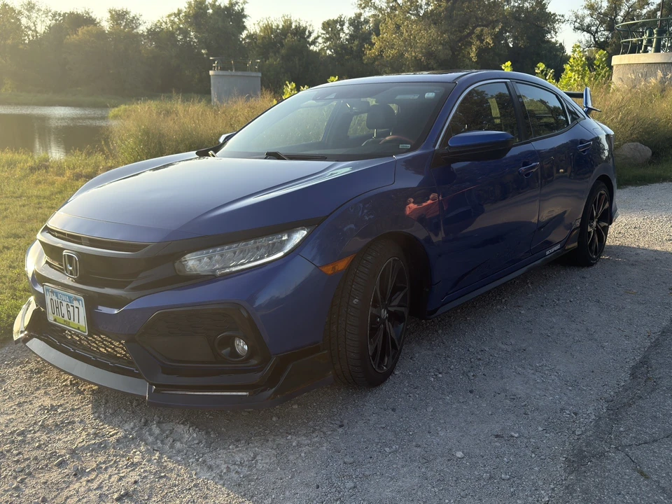 2017 Honda Civic 10th Gen - Image 5 of 22