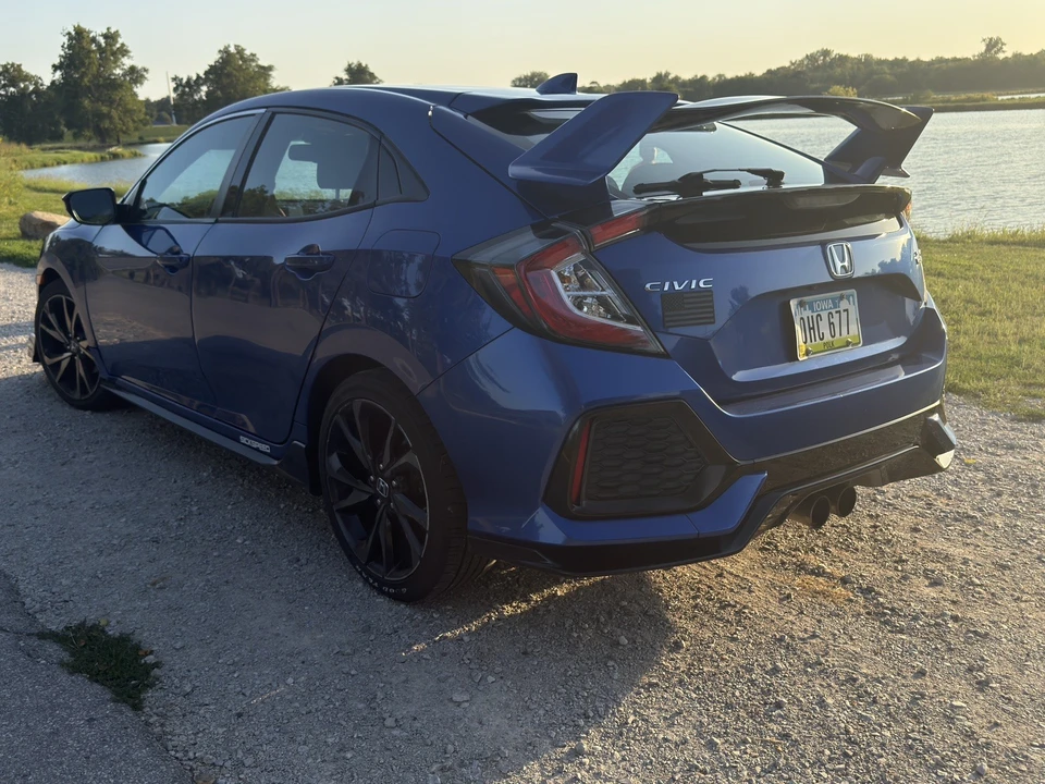2017 Honda Civic 10th Gen - Image 4 of 22