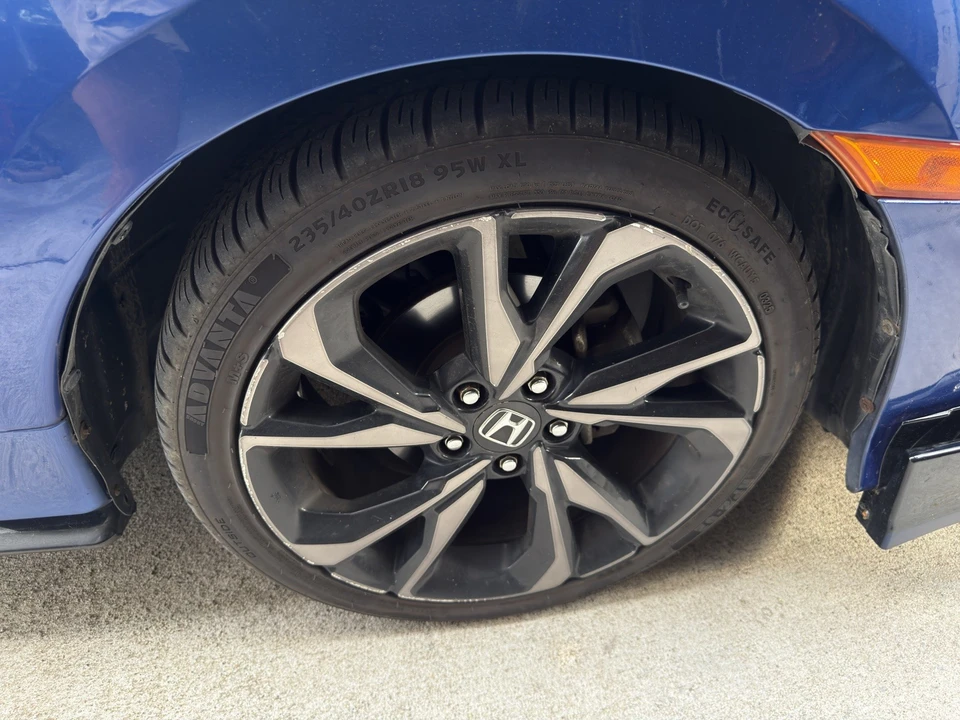 2017 Honda Civic 10th Gen - Image 19 of 22