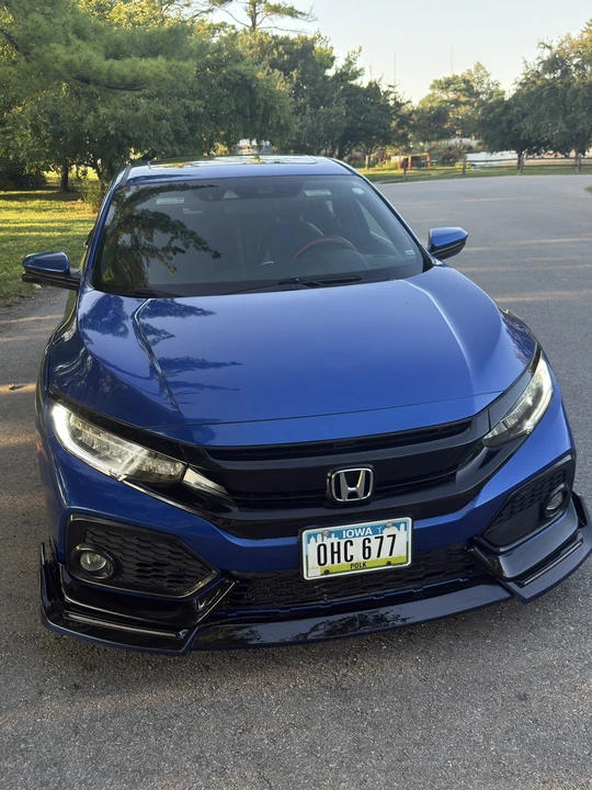 2017 Honda Civic 10th Gen - Image 7 of 22