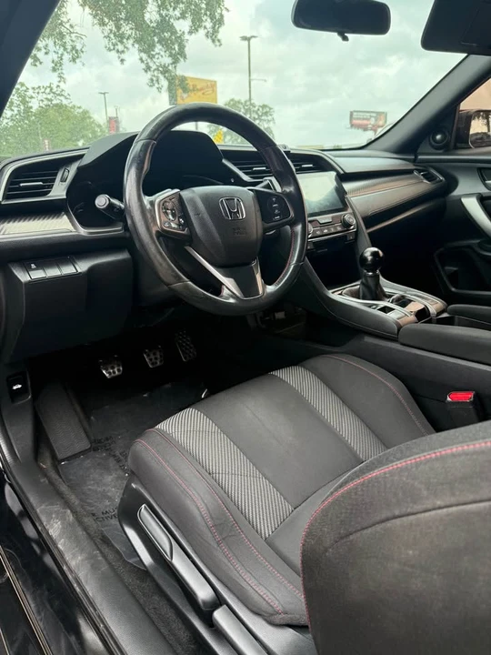 2017 Honda Civic Si 10th Gen - Image 6 of 8