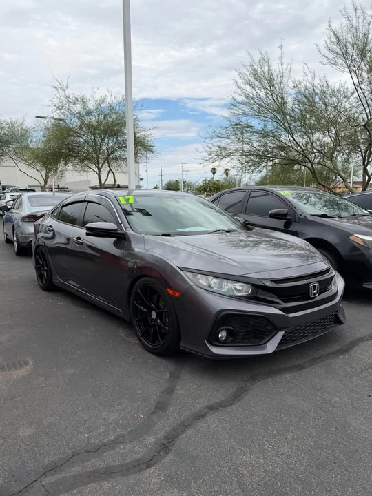 2017 Honda Civic Si 10th Gen - Image 3 of 16