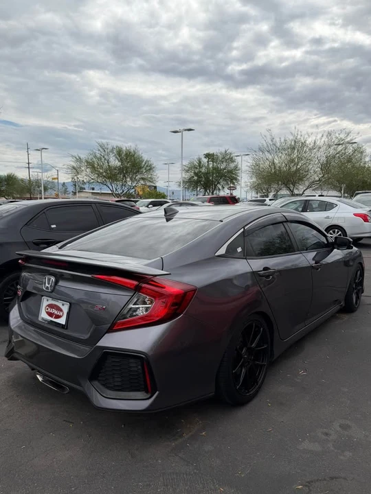 2017 Honda Civic Si 10th Gen - Image 9 of 16