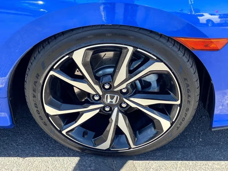 2017 Honda Civic Si 10th Gen - Image 10 of 20