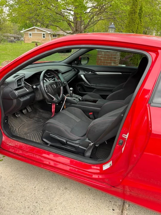 2017 Honda Civic Si 10th Gen - Image 7 of 14