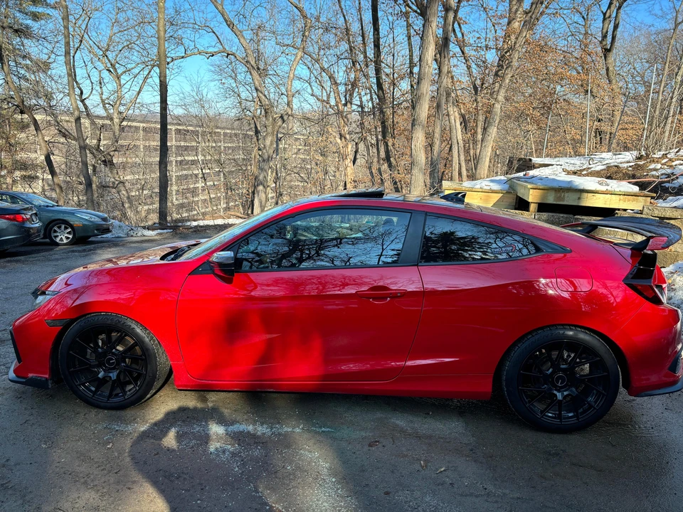 2017 Honda Civic Si 10th Gen - Image 11 of 31