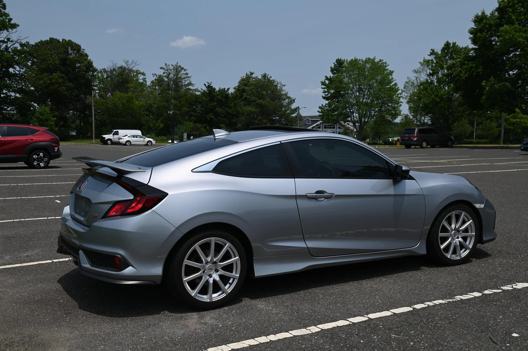2017 Honda Civic Si 10th Gen - Image 19 of 31