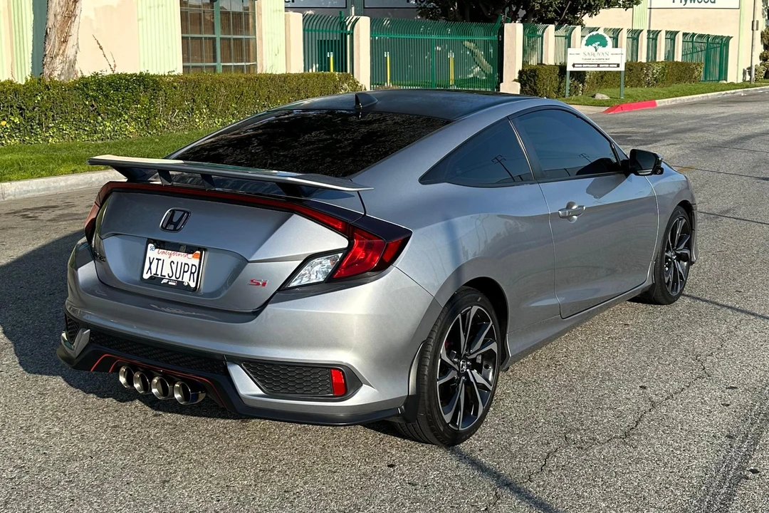 2017 Honda Civic Si 10th Gen - Image 8 of 15