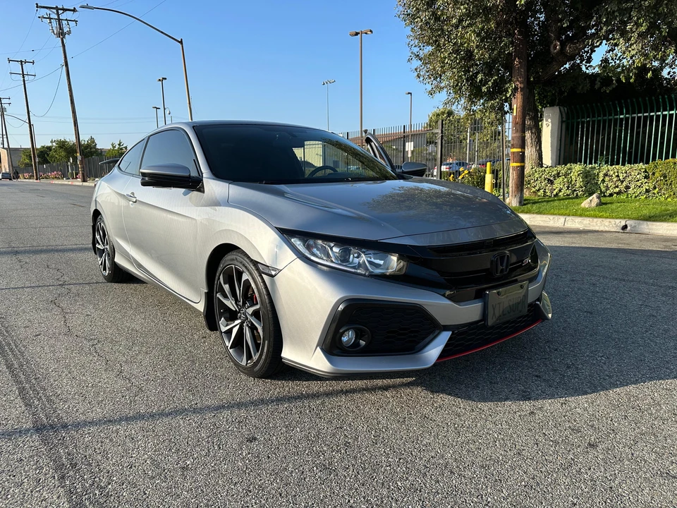 2017 Honda Civic Si 10th Gen - Image 13 of 15