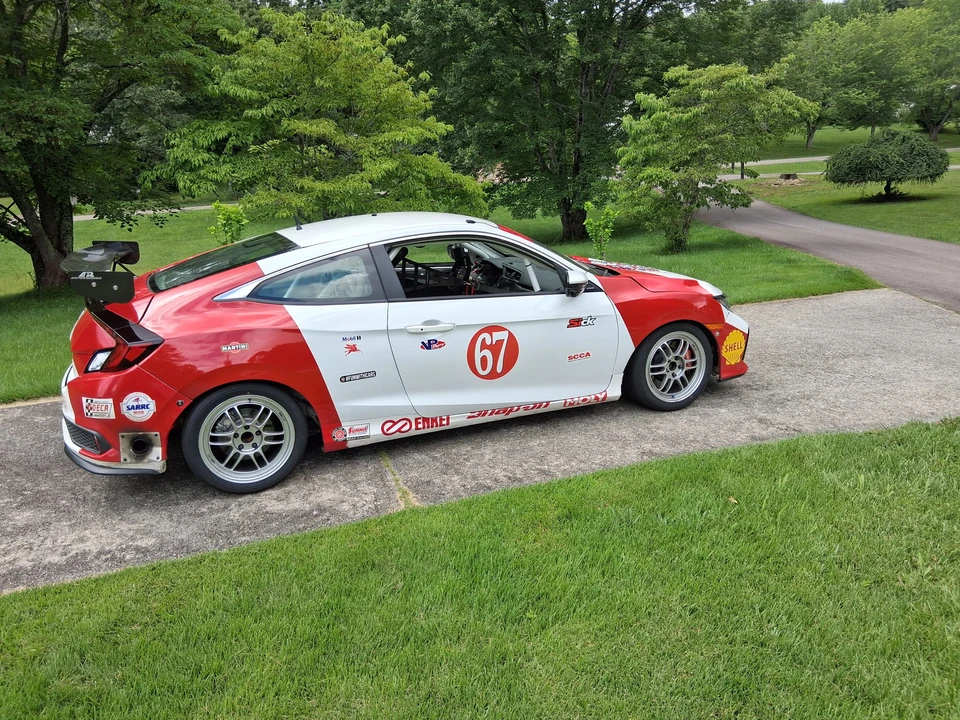 2017 Honda Civic Si 10th Gen - Image 9 of 31