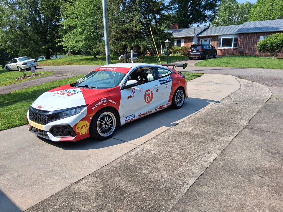 2017 Honda Civic Si 10th Gen - Image 5 of 31