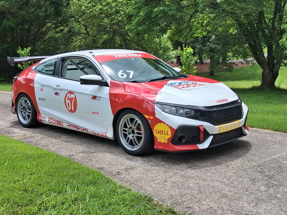 2017 Honda Civic Si 10th Gen - Image 8 of 31