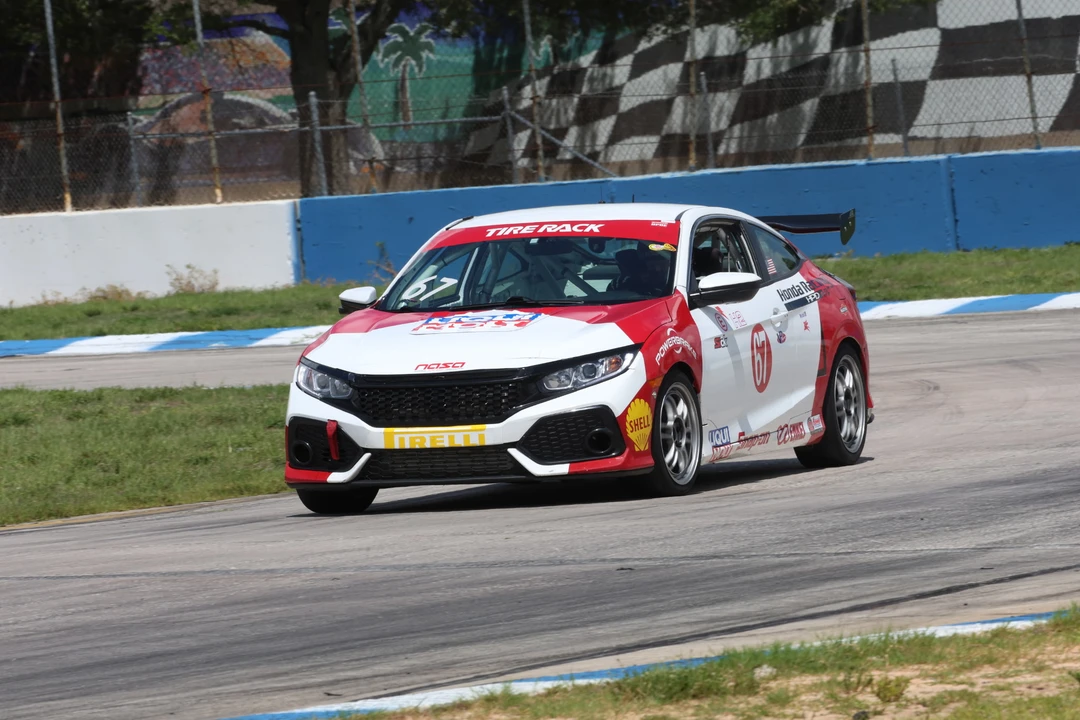 2017 Honda Civic Si 10th Gen - Image 25 of 31