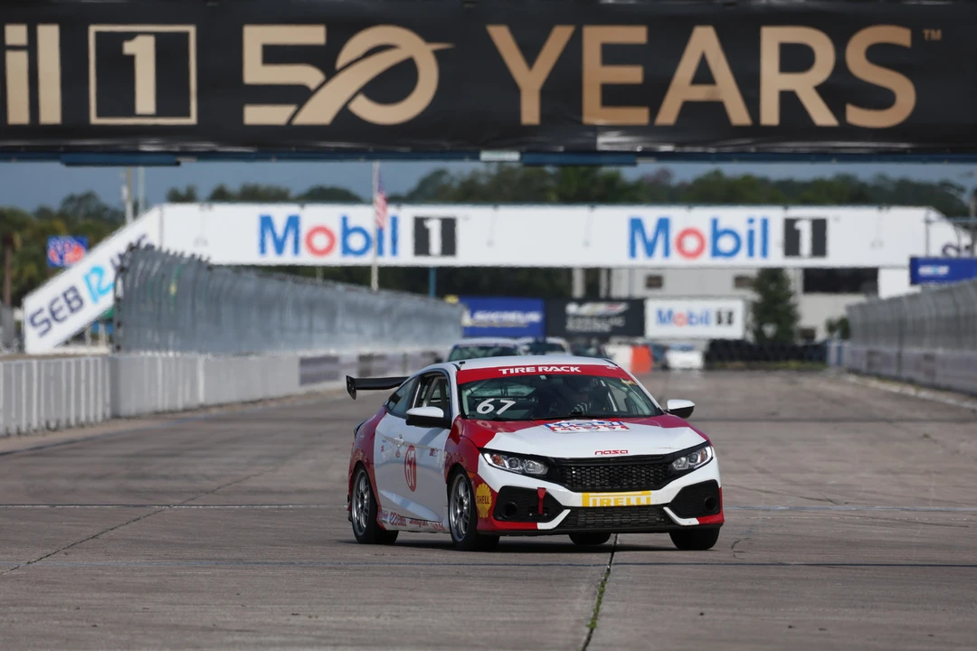 2017 Honda Civic Si 10th Gen - Image 28 of 31
