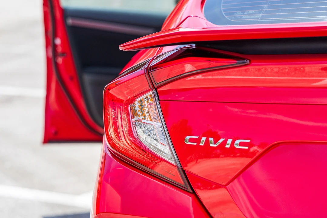 2017 Honda Civic Si 10th Gen - Image 23 of 31
