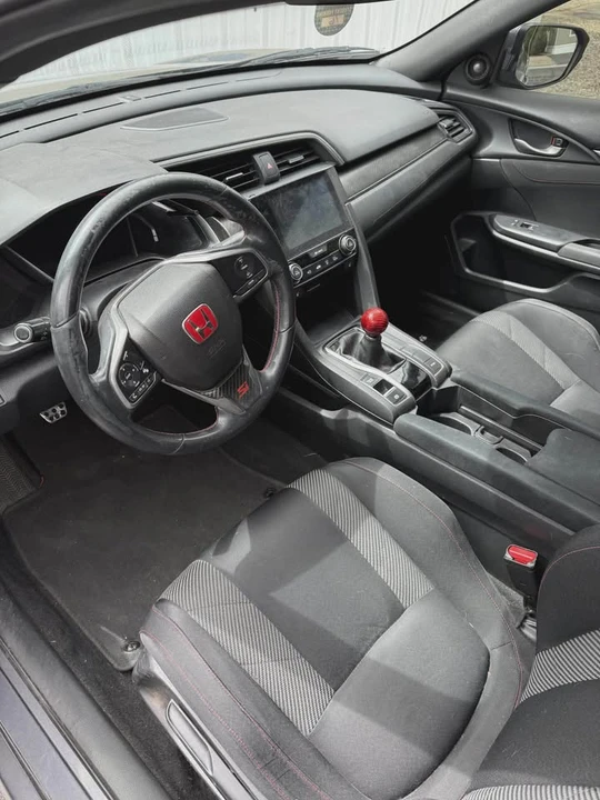 2017 Honda Civic Si 10th Gen - Image 7 of 9
