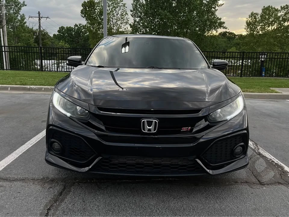 2017 Honda Civic Si 10th Gen - Image 2 of 8