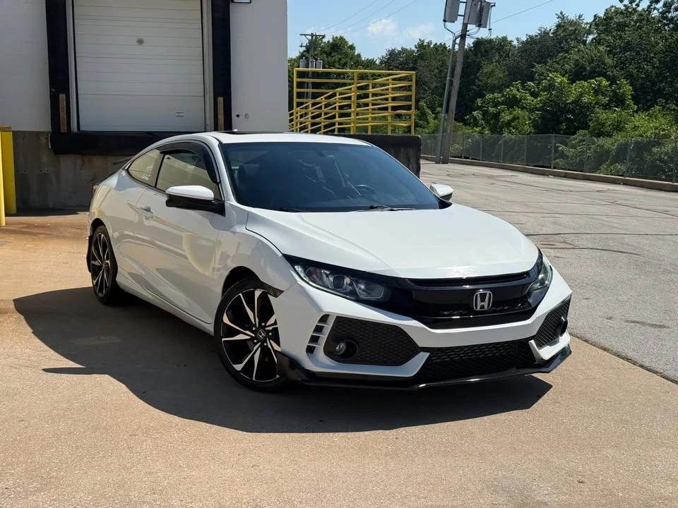2017 Honda Civic Si 10th Gen - Image 5 of 11