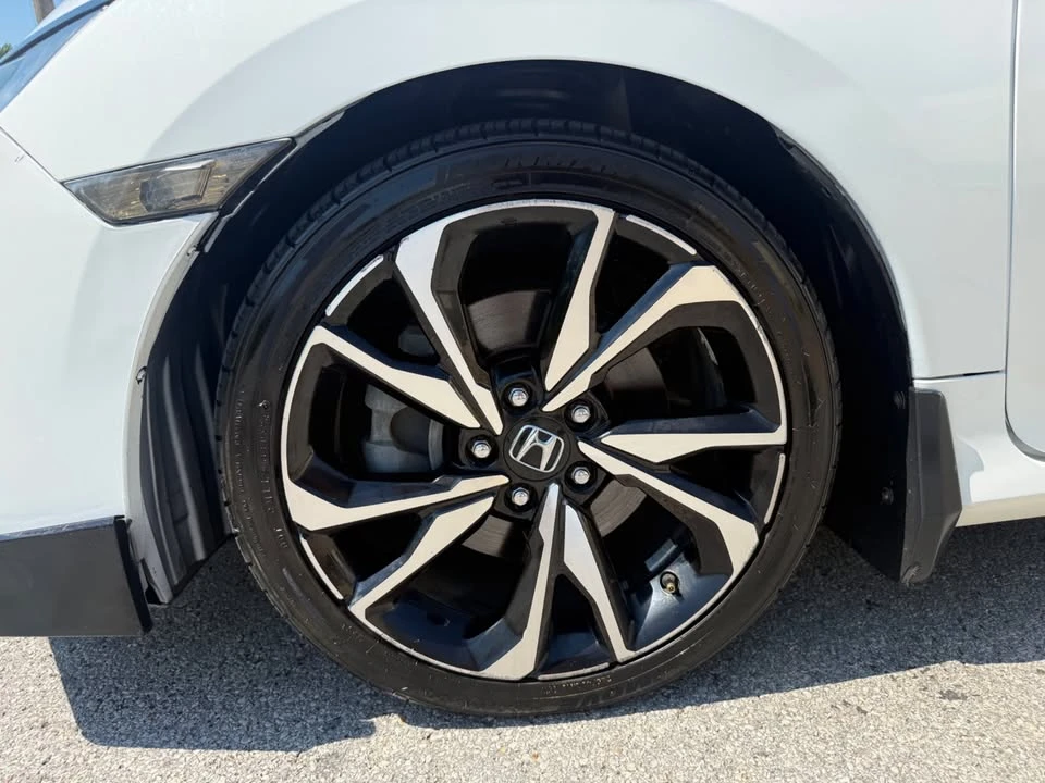 2017 Honda Civic Si 10th Gen - Image 6 of 11