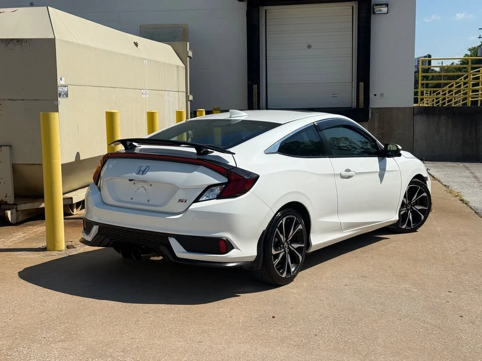 2017 Honda Civic Si 10th Gen - Image 4 of 11