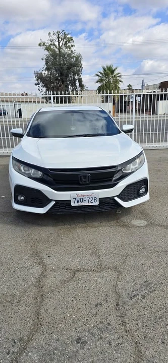 2017 Honda Civic 10th Gen - Image 12 of 16