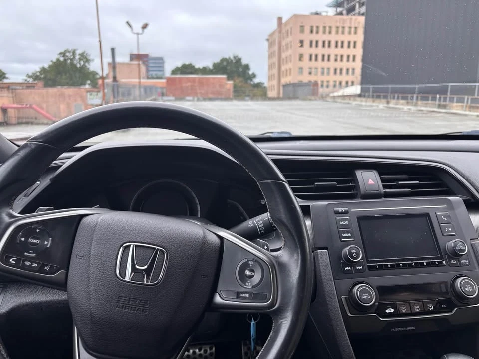 2017 Honda Civic 10th Gen - Image 10 of 10
