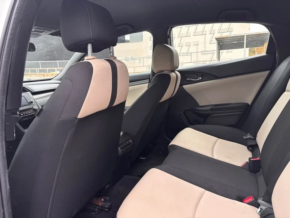 2017 Honda Civic 10th Gen - Image 9 of 10