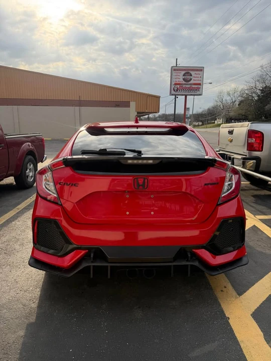 2017 Honda Civic 10th Gen - Image 4 of 15