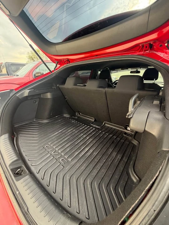 2017 Honda Civic 10th Gen - Image 13 of 15