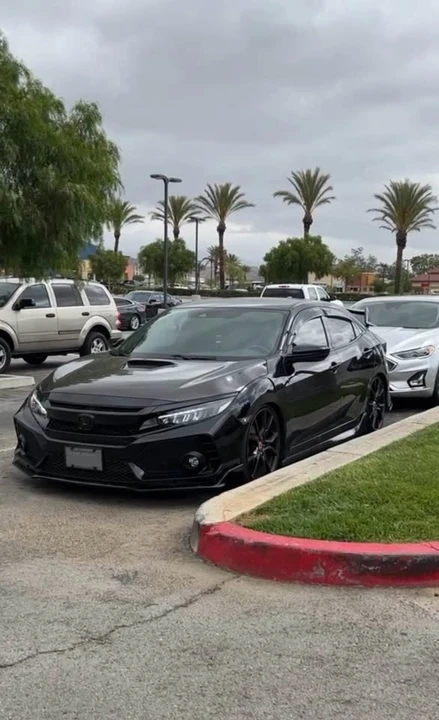 2017 Honda Civic 10th Gen - Image 7 of 8