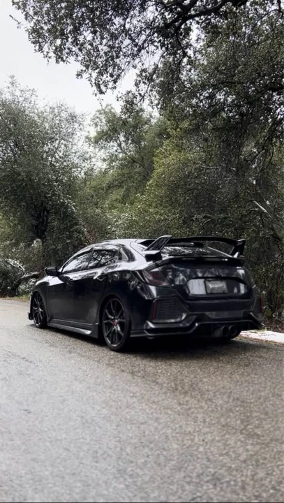 2017 Honda Civic 10th Gen - Image 5 of 8