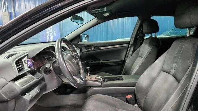 2017 Honda Civic 10th Gen - Image 7 of 12