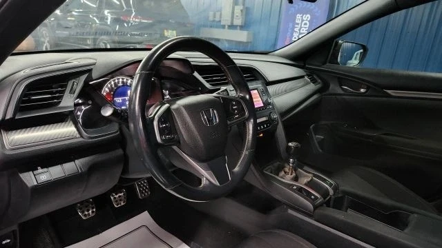 2017 Honda Civic 10th Gen - Image 8 of 21
